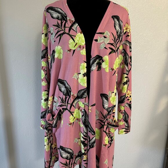 LuLaRoe long Sleeve Light Open Sweater Size Large Pink Floral Pockets - Picture 1 of 6